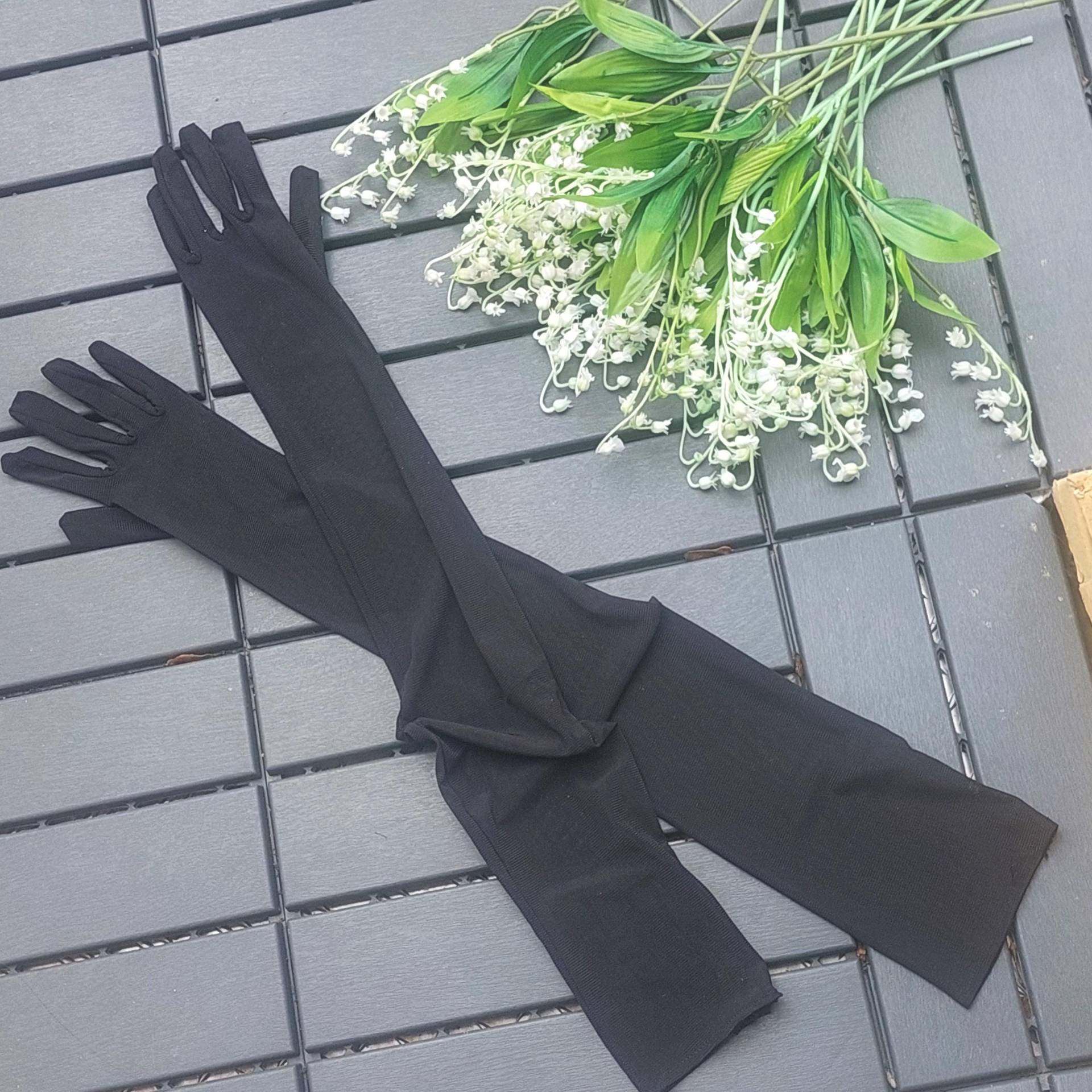 Elegant Long Lace Gloves For Evening Wear - Black Options Available Elegant Long Lace Gloves For Evening Wear - Black Options Available von ANGELENADE