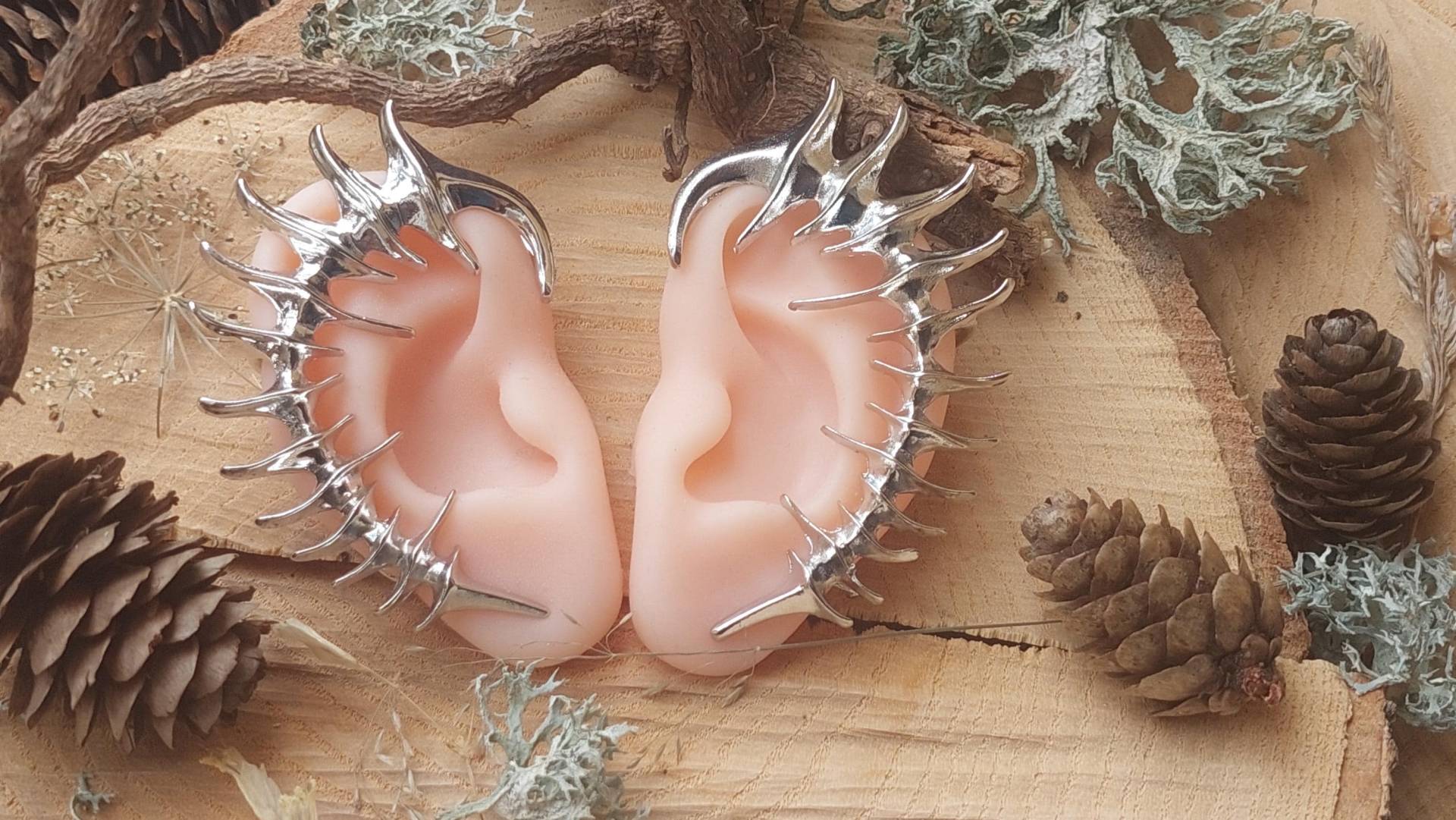 Elfen-Ohrmanschetten, Silberfarben, Gothic, Punk, Fantasy, Drache, Mit Spikes, Ohrclips, Kein Piercing Erforderlich, Linkes Ohr, Rechtes Ohr Elfen-Ohrmanschetten, Silberfarben, Gothic, Punk, Fantasy, Drache, Mit Spikes, Ohrclips, Kein Piercing Erforderlich, Linkes Ohr, Rechtes Ohr von ANGELENADE