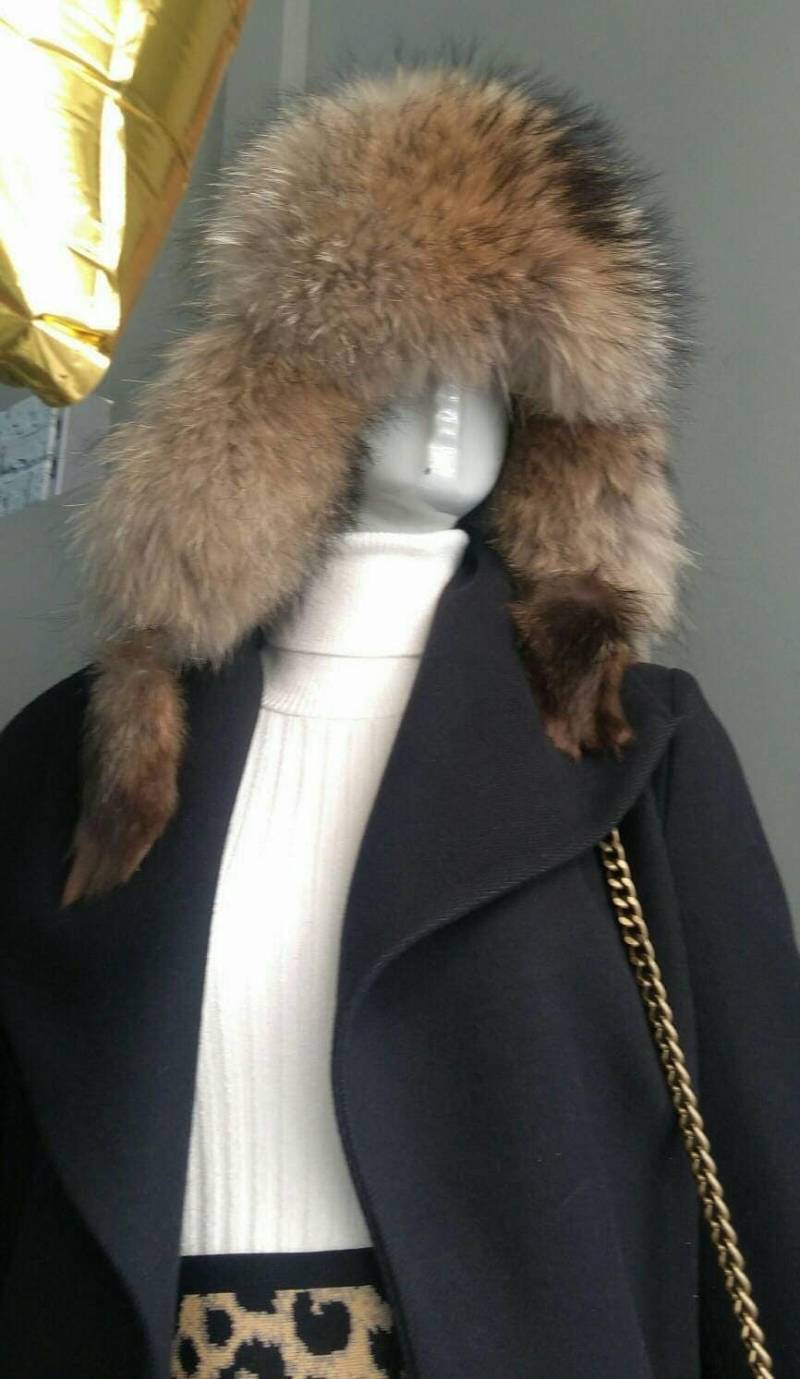 Waschbär Und Trapper Hut Aus Ledereinheitsgrößebrandneuechtes Naturfell von ANGELLSFURS