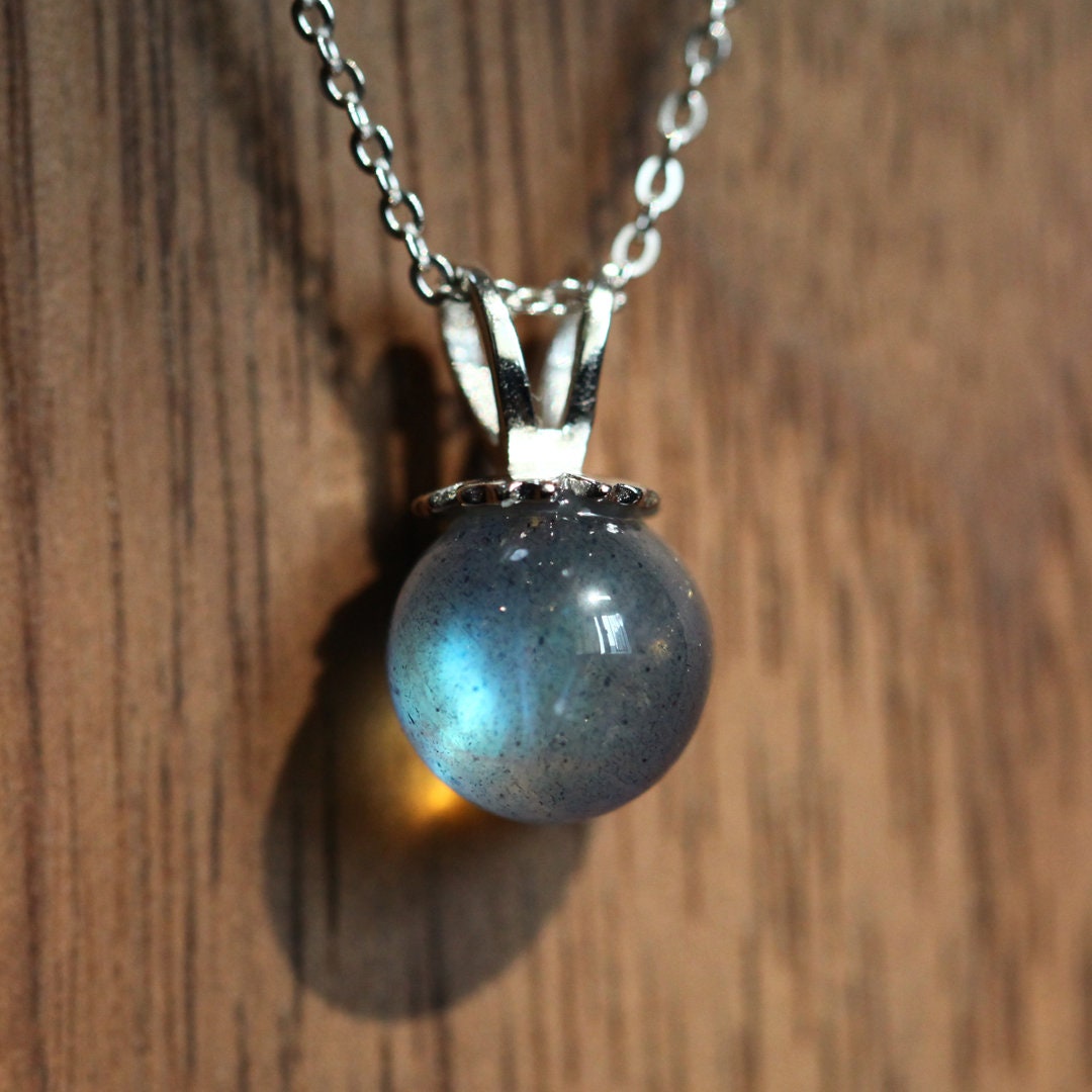 Labradorit Halskette - Natürlicher Tiefblauer Runder Anhänger 925 Sterling Silber Einfacher Edelstein Schmuck Handgemachtes Geschenk Zum Valentinstag von ANJOworkshop