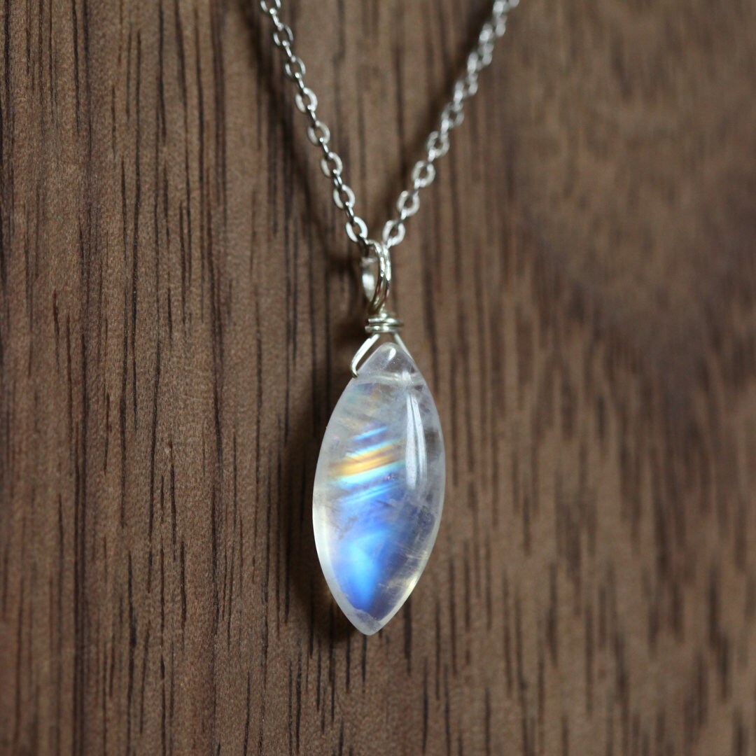 Marquise Mondstein Halskette - 925 Sterling Silber 14K Gold Filled Wire Wrapped Schmuck Regenbogen Blau Juni Geburtsstein Handgemachter von ANJOworkshop