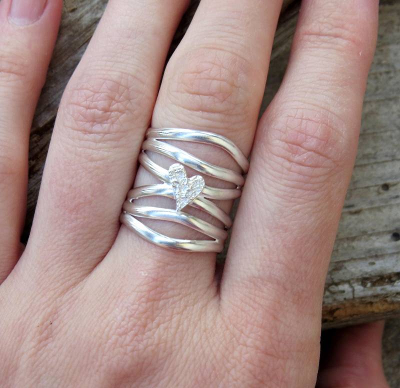 Silber Herz Band, Gewellt Ring, Liebe Käfig Wicca Geschenk Für Freundin Frau Silber Herz Band, Gewellt Ring, Liebe Käfig Wicca Geschenk Für Freundin Frau von ANKIU