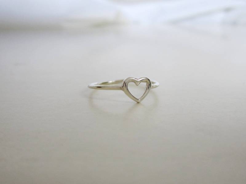 Herz-Ring - Sterling Silber Ring Zierliche Herz Minimal Liebe Valentinstag Geschenk Kleine von ANNACID