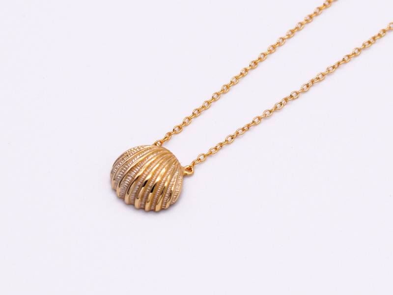 Shell-Halskette - Golden Conch Neklace Sterling Silber Meer Shell Halskette Sommer Gold Anhänger Charm von ANNACID