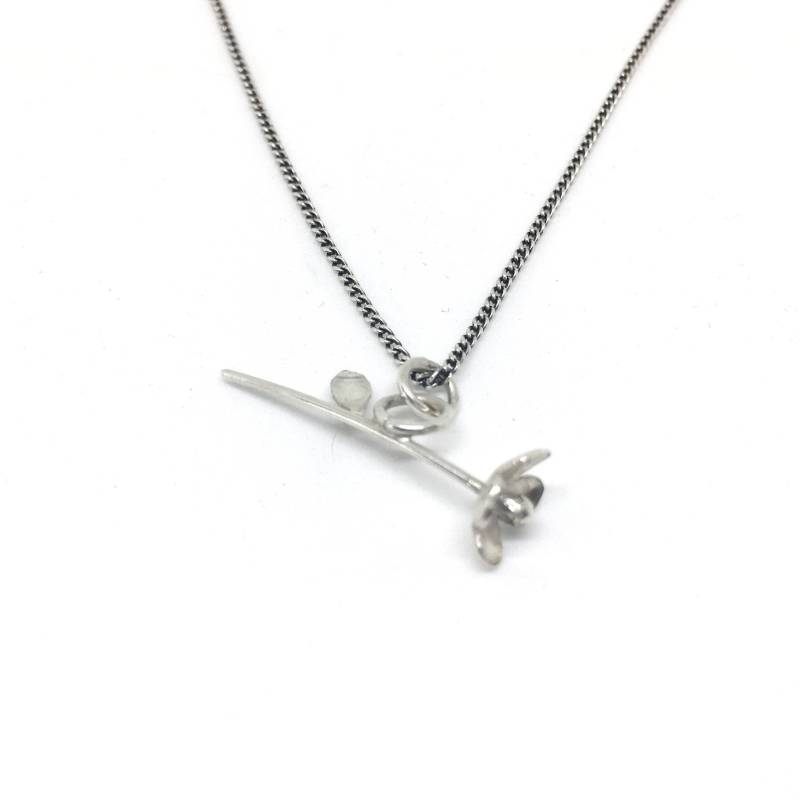 Silberkette Mit Blume Silberkette Mit Blume von ANNAMASSHOP