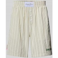 ANOTHER COTTON LAB Oversized Shorts mit Label-Patch in Hellgruen, Größe XXL von ANOTHER COTTON LAB