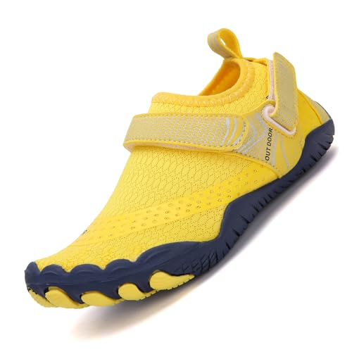 AONEGOLD Barfußschuhe Kinder Leicht Weich Badeschuhe Junge Mädchen Atmungsaktiv Schnell Trocknend Wasserschuhe rutschfest Strandschuhe Aquaschuhe Sportschuhe (Gelb,27 EU) von AONEGOLD