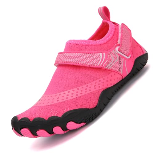 AONEGOLD Barfußschuhe Kinder Leicht Weich Badeschuhe Junge Mädchen Atmungsaktiv Schnell Trocknend Wasserschuhe rutschfest Strandschuhe Aquaschuhe Sportschuhe (Rosa,33 EU) von AONEGOLD