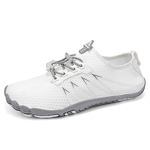 AONETIGER Badeschuhe Herren Wasserschuhe Damen Strandschuhe Sommer Atmungsaktiv Barfußschuhe rutschfeste Schwimmschuhe Surfschuhe Aquaschuhe Fitnessschuhe(312 Weiß,38EU) von AONETIGER