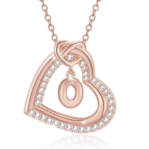 AOOOWER Elegante Herz-Halskette mit Zirkoniasteinen zeigt Ihre einzigartigen Initialen-Designs von AOOOWER