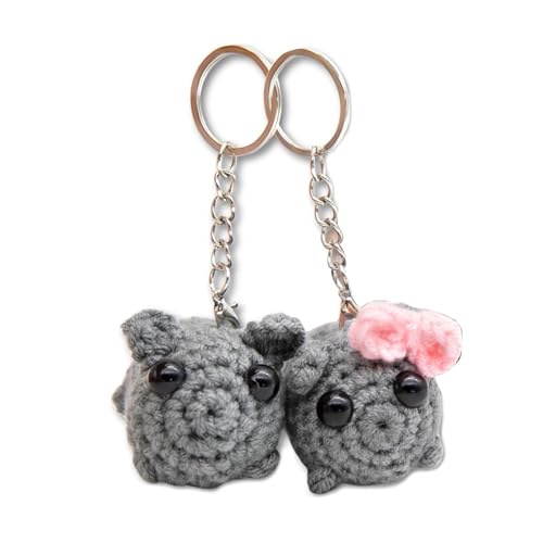 AOOOWER Tragbarer gehäkelter trauriger Hamster-Schlüsselanhänger, Charm-Anhänger, 2-teiliges Set, Geschenkbox mit süßer Karte für Paare, trendig von AOOOWER