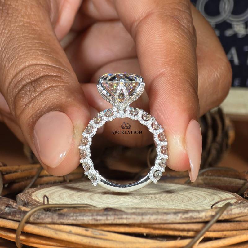 5.0Ct Runder Moissanite Verlobungsring 14K Weißgold Ring Für Frauen Tulip Set Jubiläumsring Pave Versteckter Halo Eternity von APCreationDE