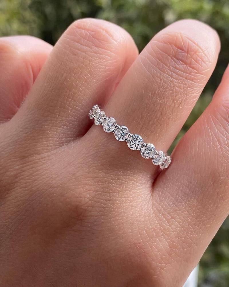 Volle Ewigkeit 2, 50 Mm Rund Moissanite Ehering, Band, Schwimmende Blase Stapelbar Jubiläum Geschenk Band von APCreationDE