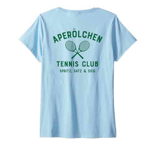 Damen APERÖLCHEN Tennis Club X Spritz Satz & Sieg. - Backprint T-Shirt mit V-Ausschnitt von APERÖLCHEN TENNIS CLUB X SPRITZ SATZ & SIEG