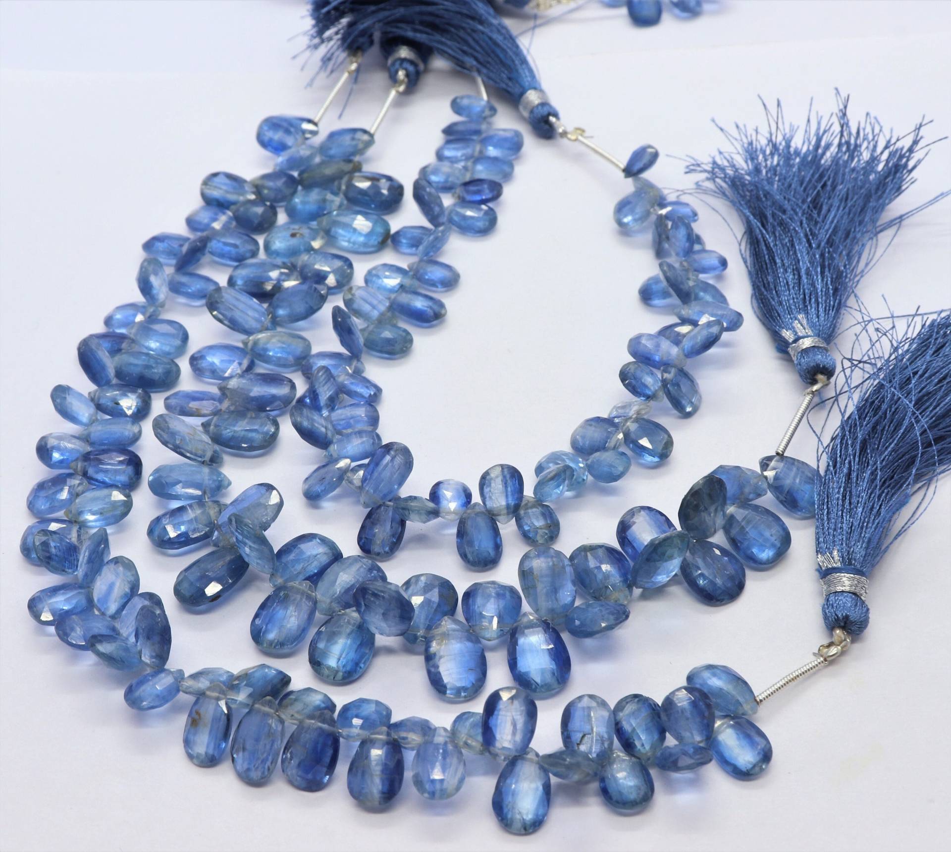Aaa + Blaue Kyanit Facettierte Birnenform Perlen, 6x9-7x10 Mm 20 cm Briolettes, Birnen Perle, Perle von APGEMSCOLLECTION