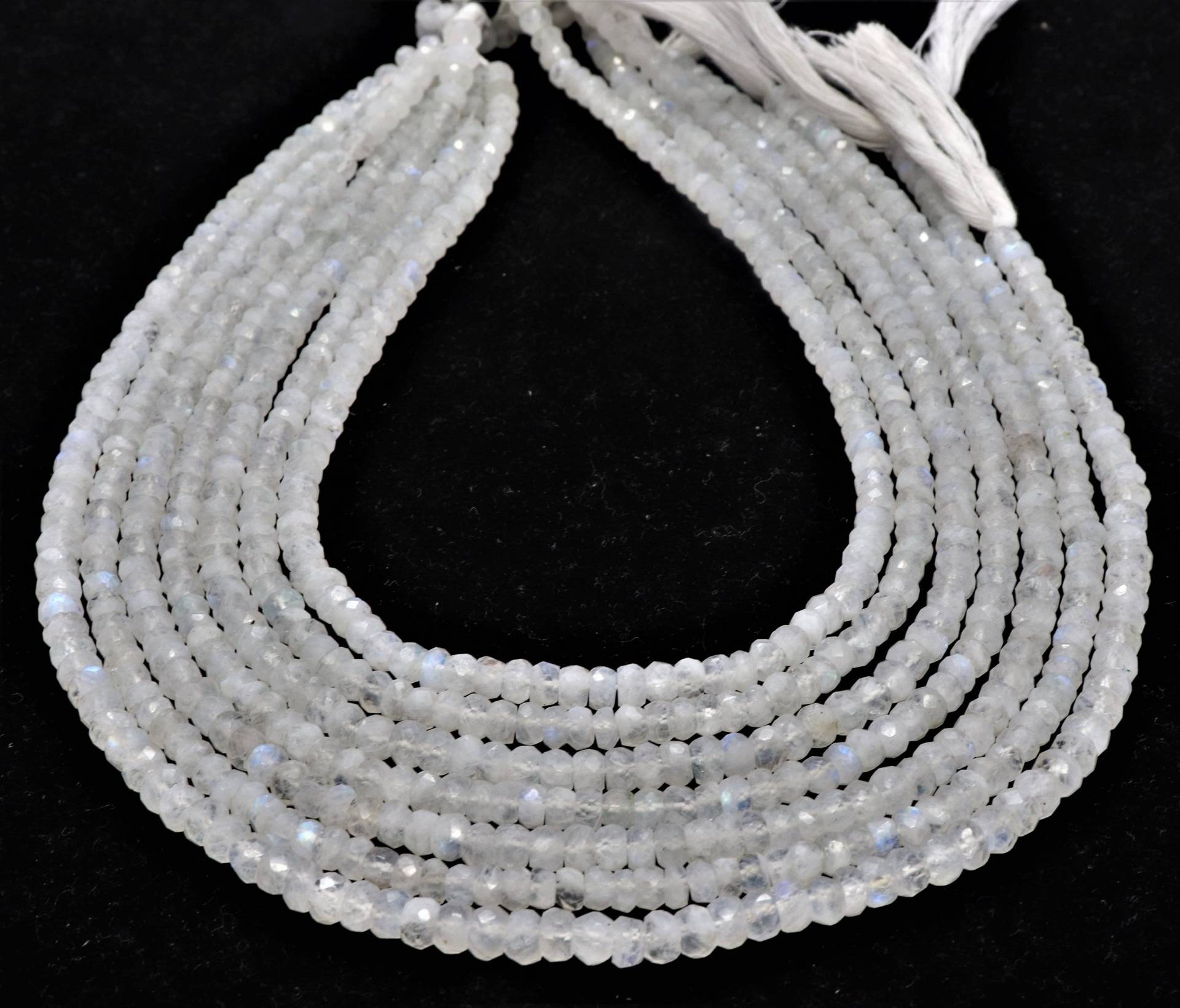Aaa Weißer Regenbogen Mondstein Facettierte Rondelle Perlen, 4.5-5 Mm 13 Zoll Perle, Blaue Auffällige Weiße Perle von APGEMSCOLLECTION