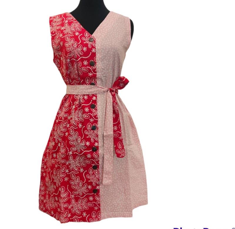 Einzigartiges Handgemachtes Batikkleid Mit V-Ausschnitt Umfassen Sie Ihren Stil von APIKbatikdress
