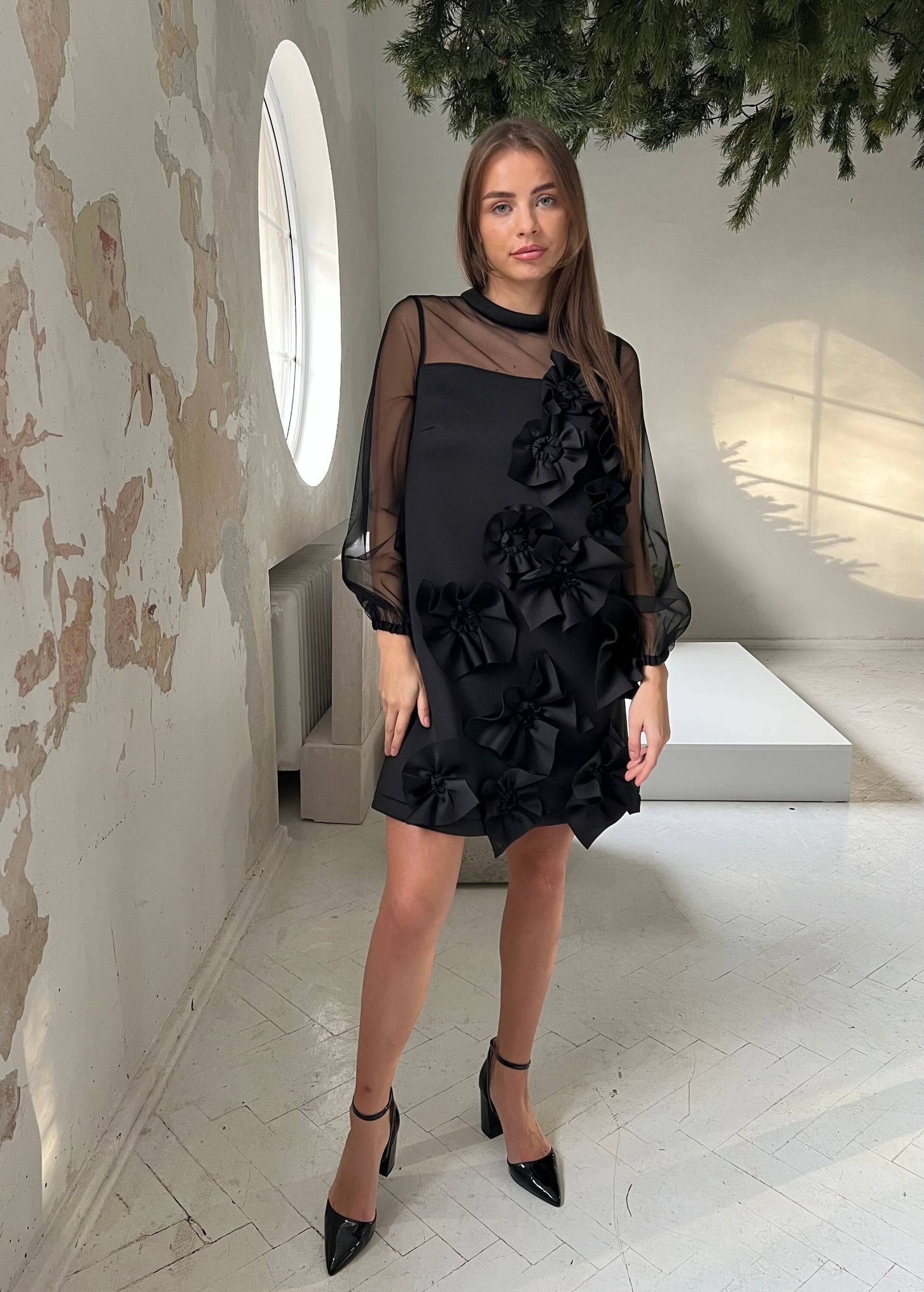 Kurzes Schwarzes Kleid, Abschlussballkleid, Elegantes Anlasskleid, Abendkleid, Langarm Edles Kleid Mit Blumen, Xs-L, Niedlich von APLineStore