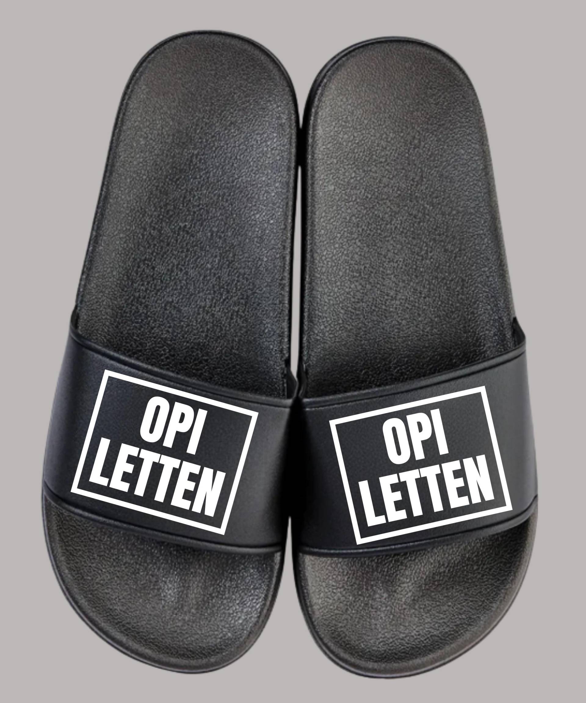 Opi Letten Herren Schlappen, Lustige Geschenkidee Für Opa, Slides Sandalen Männer, Personalisiert, Badelatschen, Hausschuhe, Du Wirst Opa von APrintologue