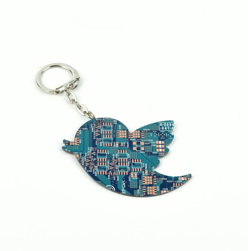Platine Keychain Retro Twitter Computer Geek Geschenke Elon Musk Tech Zubehör Software Engineer Geschenk Socials Gift von AQuarterPastEight