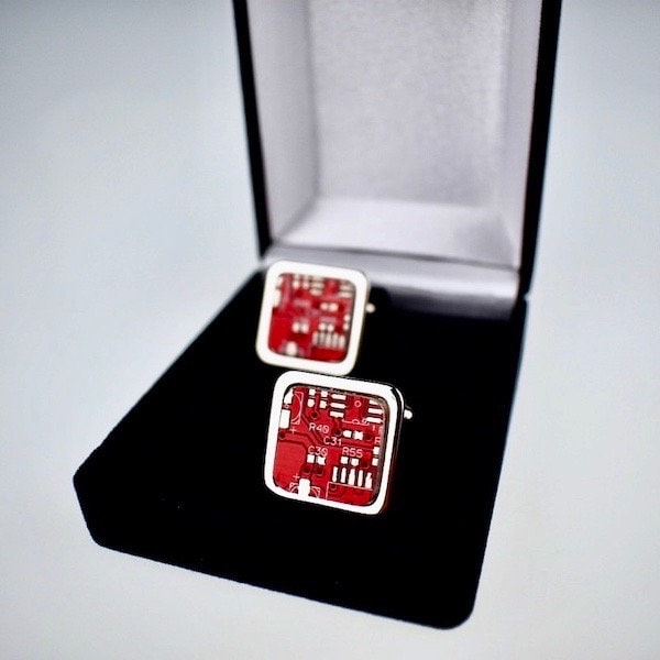 Platine Manschettenknöpfe Rot Geek Geschenk Nerd Hochzeit Bräutigam Trauzeuge Wichtel Frau Technik Accessoire Software Engineer Platine Manschettenknöpfe Rot Geek Geschenk Nerd Hochzeit Bräutigam Trauzeuge Wichtel Frau Technik Accessoire Software Engineer von AQuarterPastEight