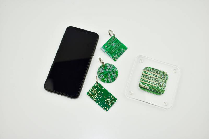 Platine Schlüsselanhänger - Tech Zubehör Computer Geek Geschenk Techniker Nerd Recycling Öko Vatertagsgeschenk von AQuarterPastEight