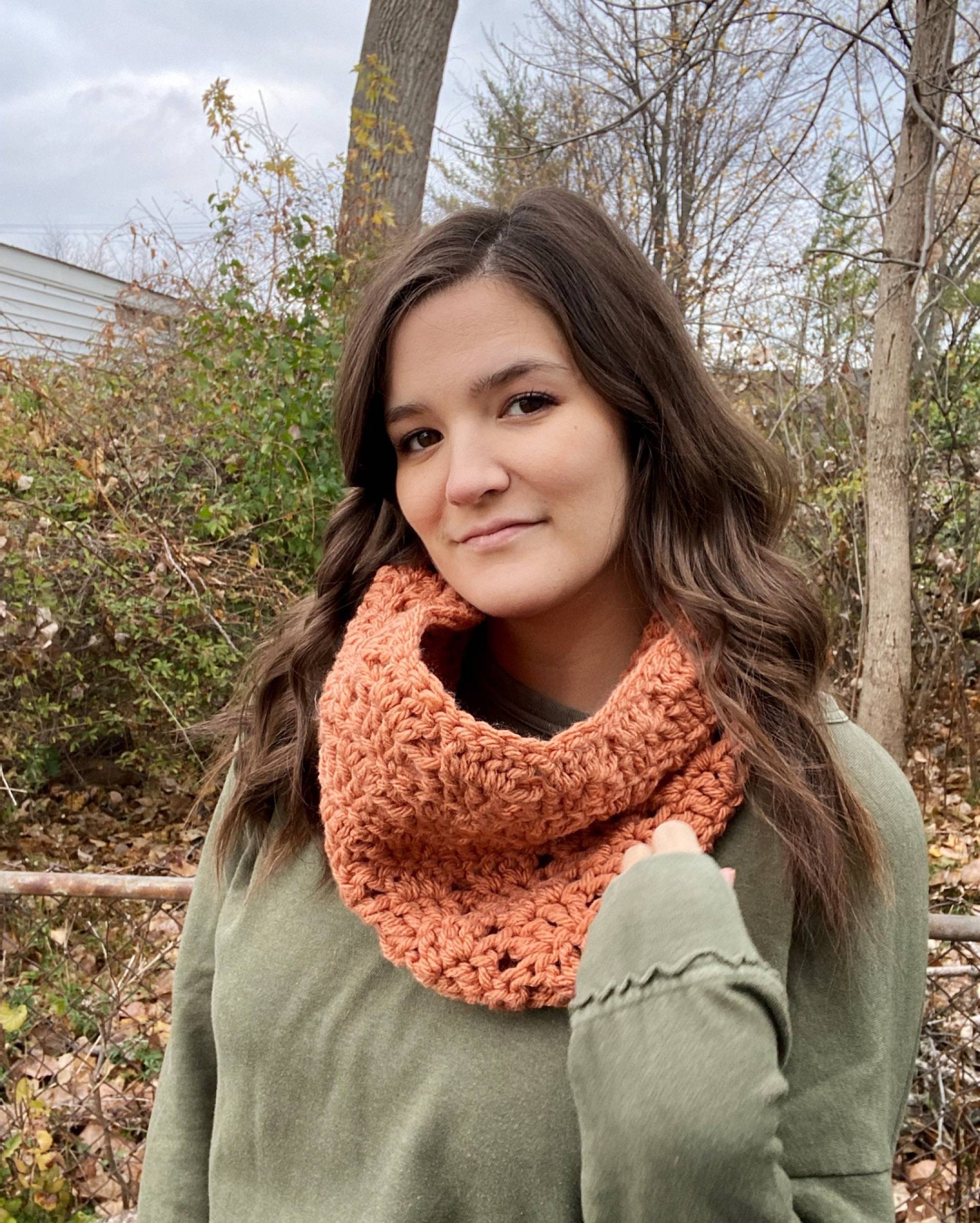 Gehäkelter Loop // Campfire Cowl Infinity Schal Gehäkelter Loop // Campfire Cowl Infinity Schal von AQuietMidnight