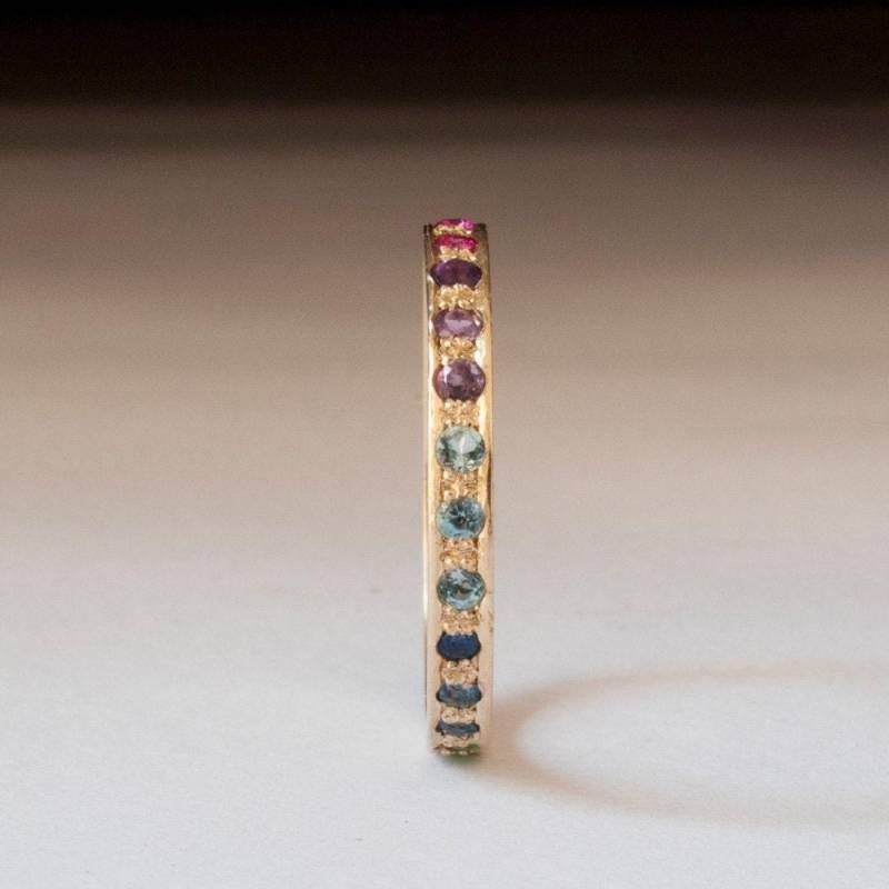 Eternity Ring - Regenbogen Smaragd Rubin Saphir Blautopas von ARDONN