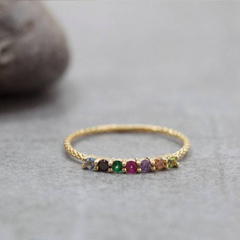 Gold Halb Eternity Ring - Smaragd, Rubin, Blautopas, Tansanit, Peridot, Citrin Regenbogen Zierlicher Goldring von ARDONN