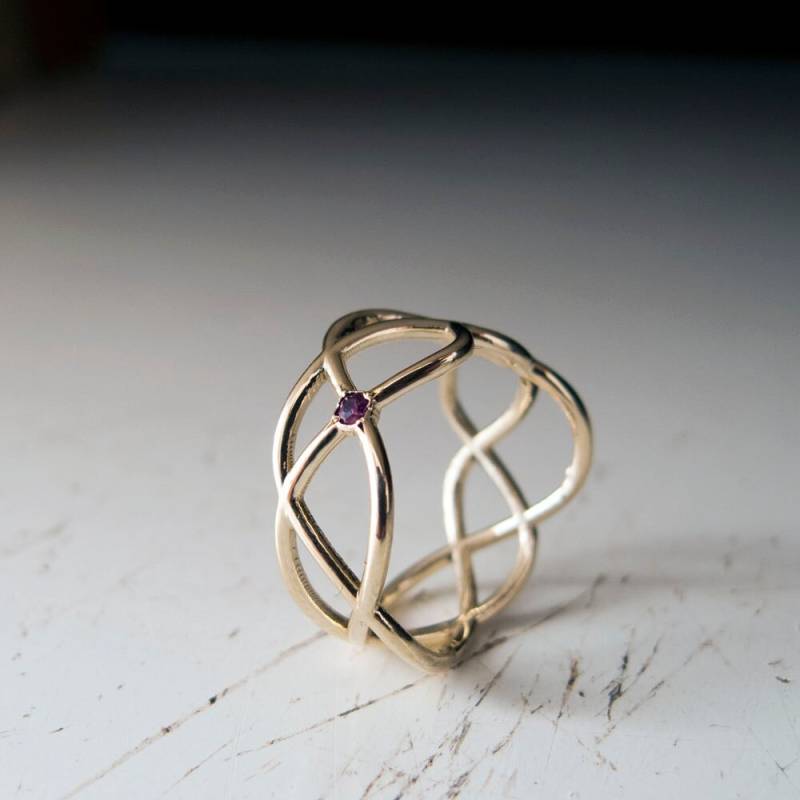 Gold Infinity Ring Mit Rubin von ARDONN
