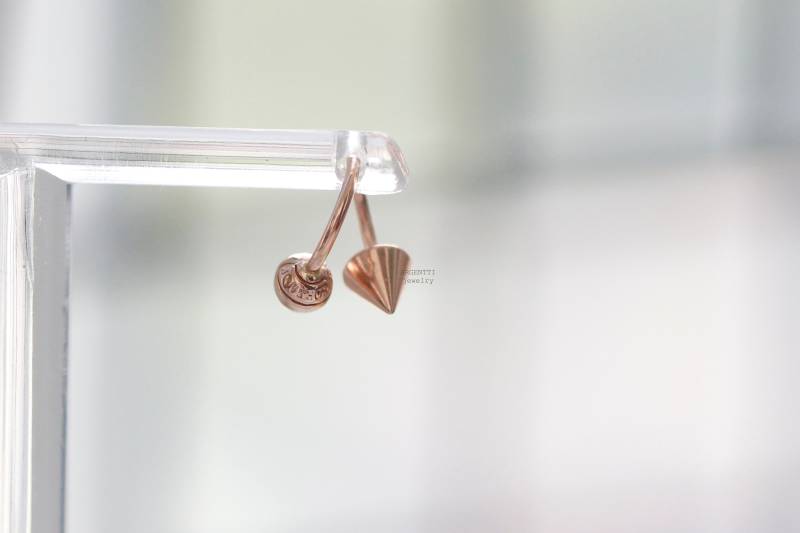 14K Gold Kugel Twist Piercing, Gauge Plug Ohrringe, Draht Form Ohrringe, Twist Piercing, Spirale Piercing, 14K Tragus Piercing, Conch Ohrring von ARGENTTI