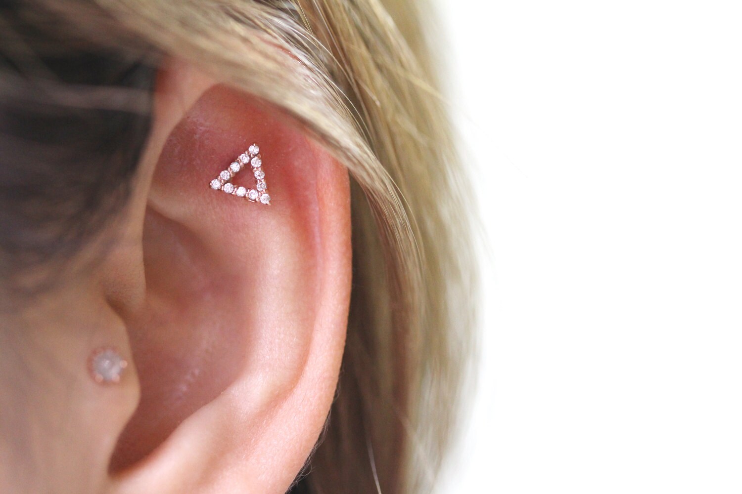 18G Zarte 14K Solid Gold Offenes Dreieck, Ohrringe Mit Schraubenmutter, Für Sie, Für Mama, Hypoallergen Ohrringe, Tiny Ohrring, Helix Piercing von ARGENTTI