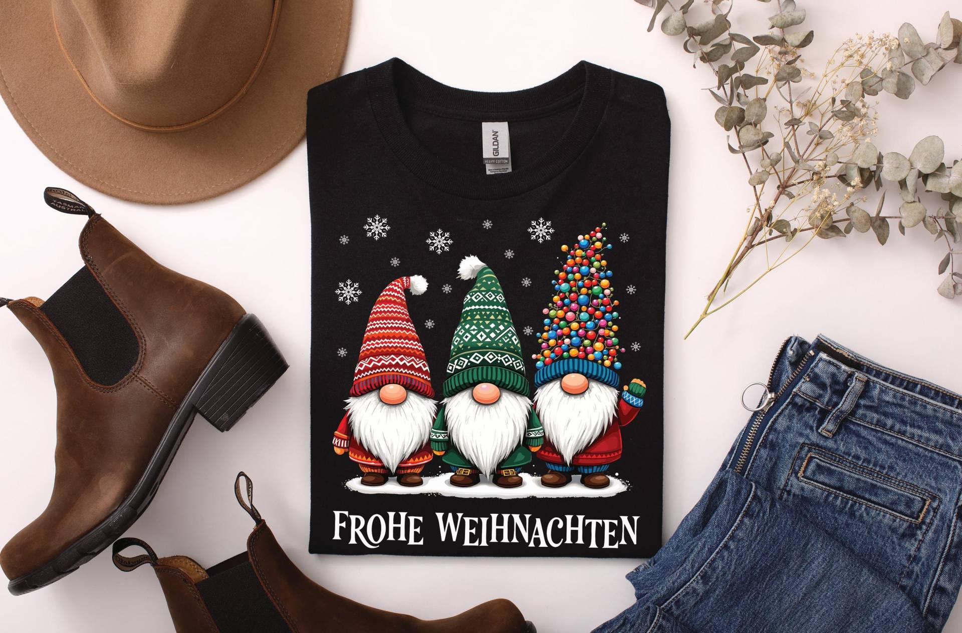 Frohe Weihnachten T-Shirt - Lustige Wichtel/Gnome, Deutsch, Unisex, Geschenkidee Für Damen & Herren, Winter, Xmas Shirt Unisex von ARIANDeutschland