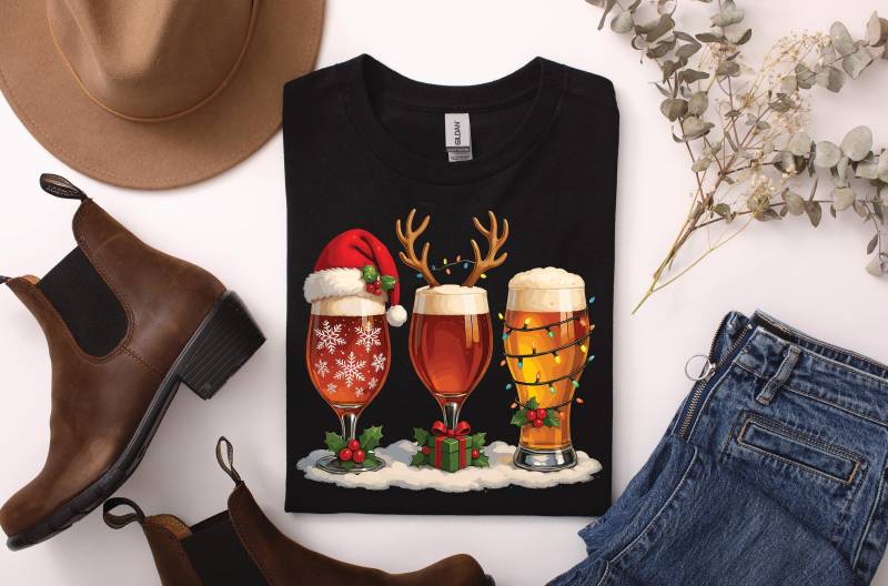Weihnachten Bier T-Shirt Herren Damen - Lustige Weihnachtsbier Gläser Shirt Geschenk Idee Xmas Party Craft Beer Fan von ARIANDeutschland