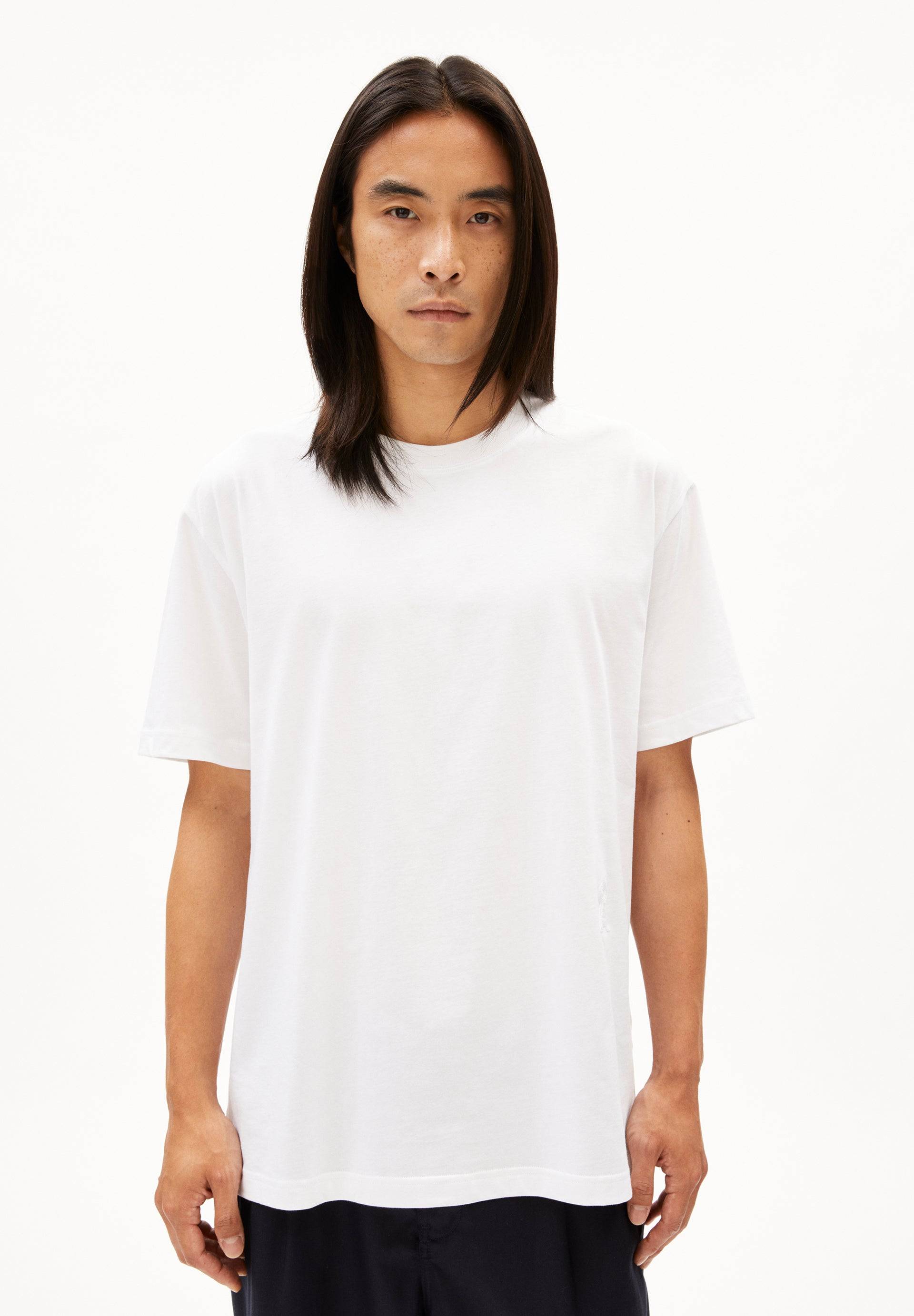 AADRU | white Oversized T-Shirt aus Bio-Baumwolle L von ARMEDANGELS