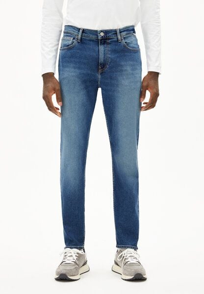 ARMEDANGELS AARJO TARPA - Herren Tapered Jeans recycelter Baumwoll Mix Comfort Stretch ARMEDANGELS AARJO TARPA - Herren Tapered Jeans recycelter Baumwoll Mix Comfort Stretch von ARMEDANGELS