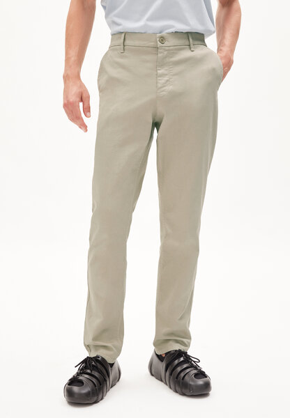 ARMEDANGELS AATHAN - Herren Chino Hose aus Bio-Baumwoll Mix von ARMEDANGELS