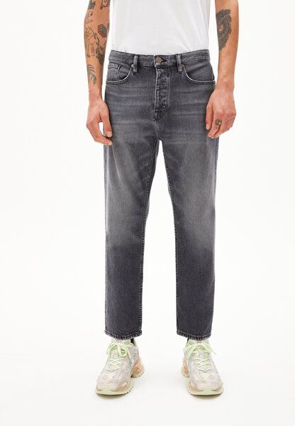ARMEDANGELS AAUSTIN - Herren Relaxed Tapered Jeans Bio-Baumwoll Mix Comfort-Stretch von ARMEDANGELS