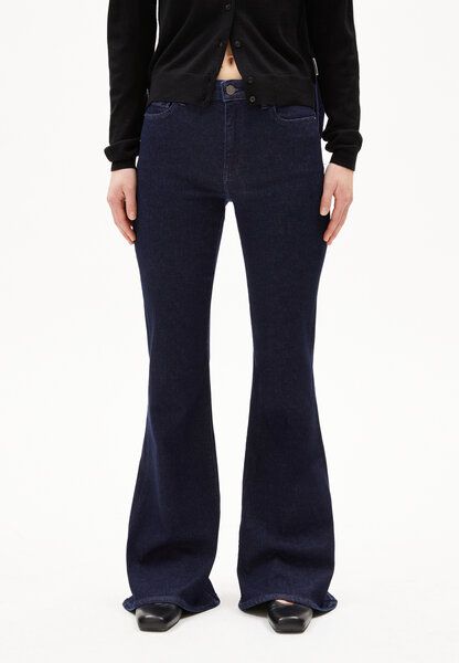 ARMEDANGELS ANAMAA Damen Flared Jeans Bio-Baumwoll Mix X-Stretch von ARMEDANGELS