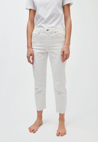 ARMEDANGELS FJELLAA CROPPED - Damen Straight Fit Mid Waist von ARMEDANGELS