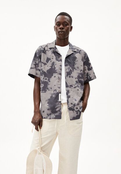 ARMEDANGELS LOVAAR BLOMMAA - Herren Hemd Relaxed Fit aus Bio-Baumwolle ARMEDANGELS LOVAAR BLOMMAA - Herren Hemd Relaxed Fit aus Bio-Baumwolle von ARMEDANGELS