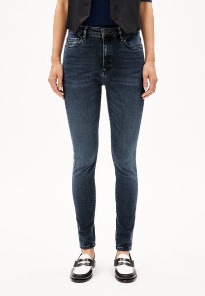 ARMEDANGELS TILLAA - Damen Skinny Jeans Mid Waist Bio-Baumwoll Mix X-Stretch von ARMEDANGELS