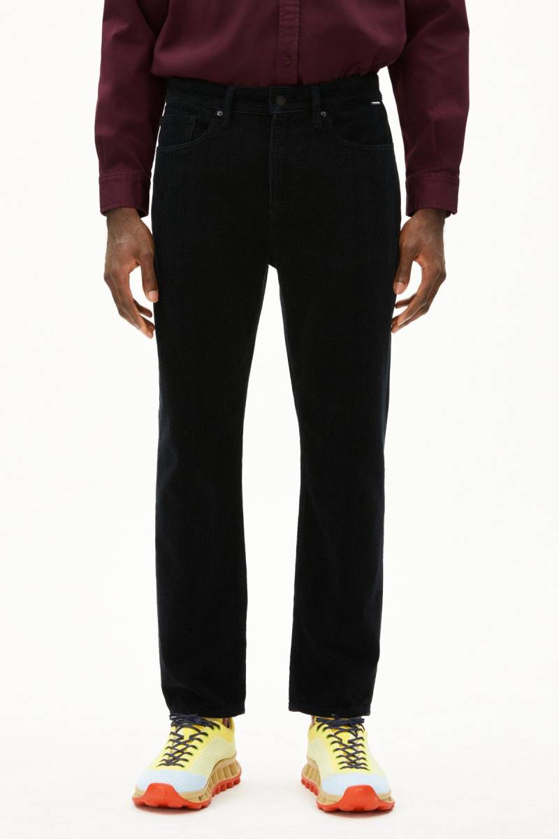 Hose Maakx Cord von ARMEDANGELS