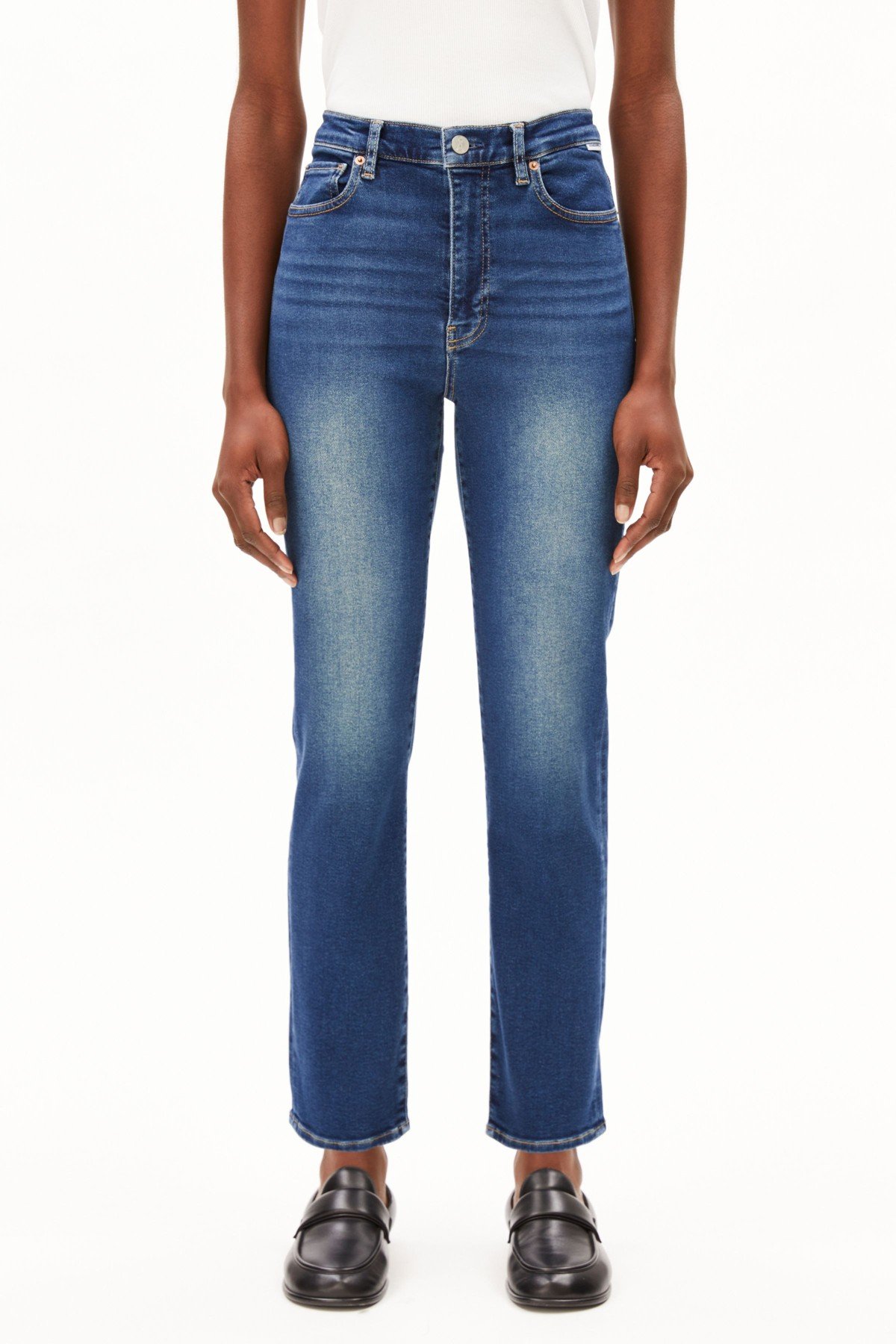 Jeans Lejaani Dark Indigo Jeans Lejaani Dark Indigo von ARMEDANGELS