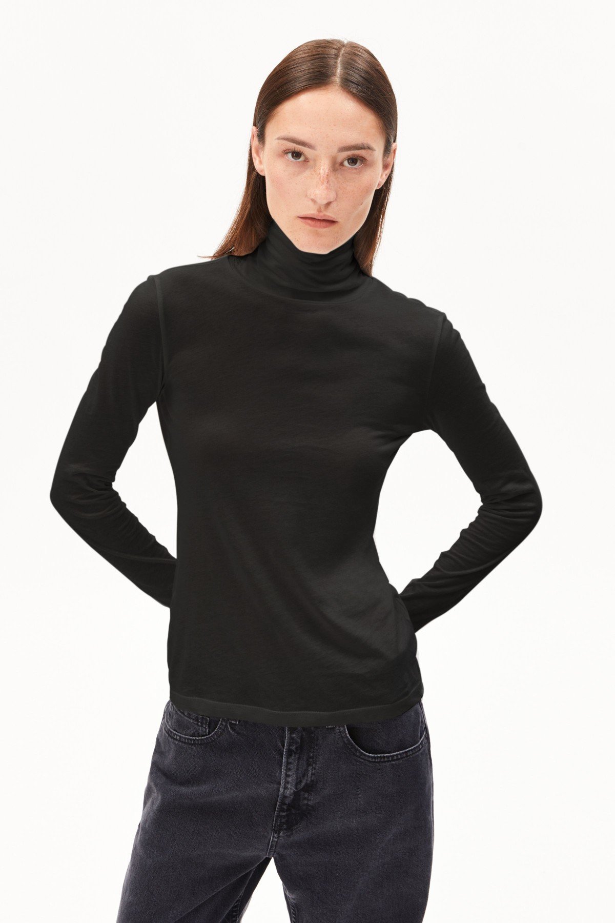 Longsleeve Grazilianaa Soft Schwarz von ARMEDANGELS