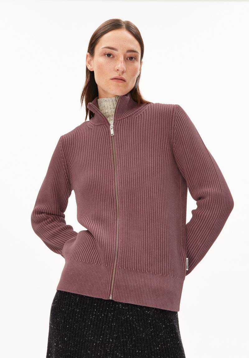 REBECCAA GMT DYE | dark berry Strickjacke aus Bio-Baumwolle XXL von ARMEDANGELS