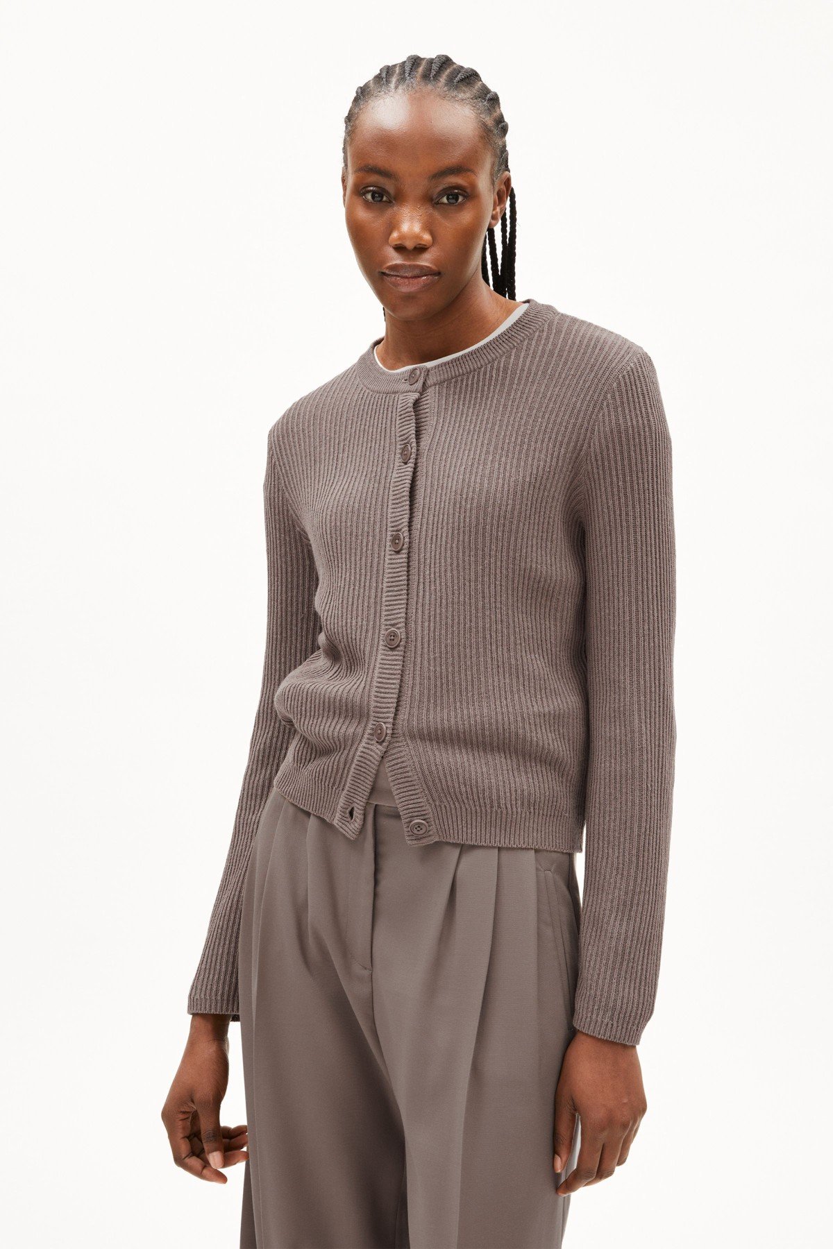 Strickjacke Ricalaa Lino Beige von ARMEDANGELS