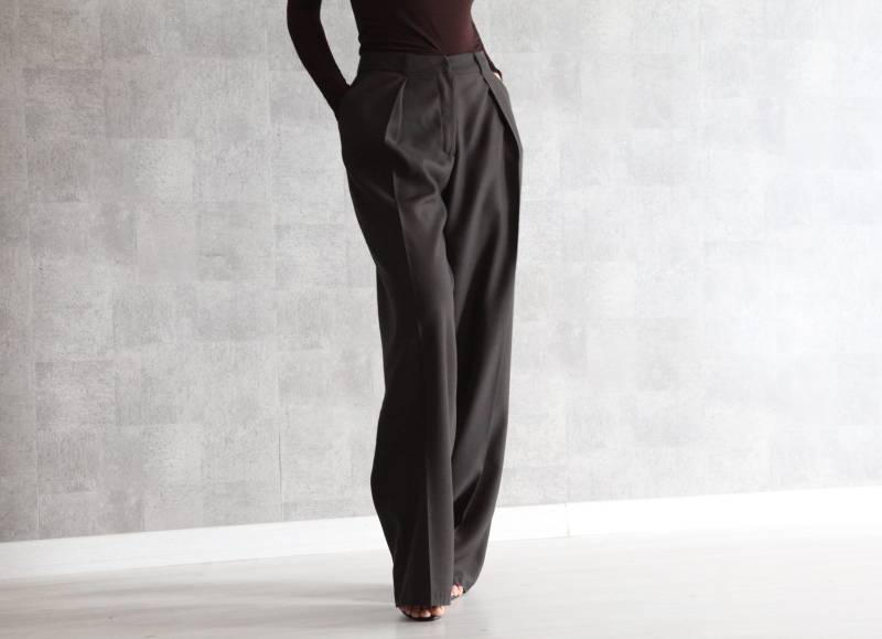 Braune Hose Mit Weitem Bein - Handgemachte Palazzohose Hoher Taille von ARNAZAROVA