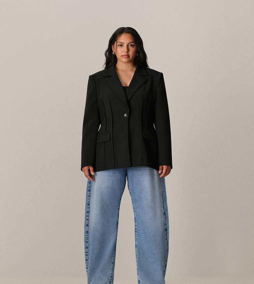ARRANGE Curve - Formender Blazer aus hochwertigem Material in Schwarz ARRANGE Curve - Formender Blazer aus hochwertigem Material in Schwarz von ARRANGE
