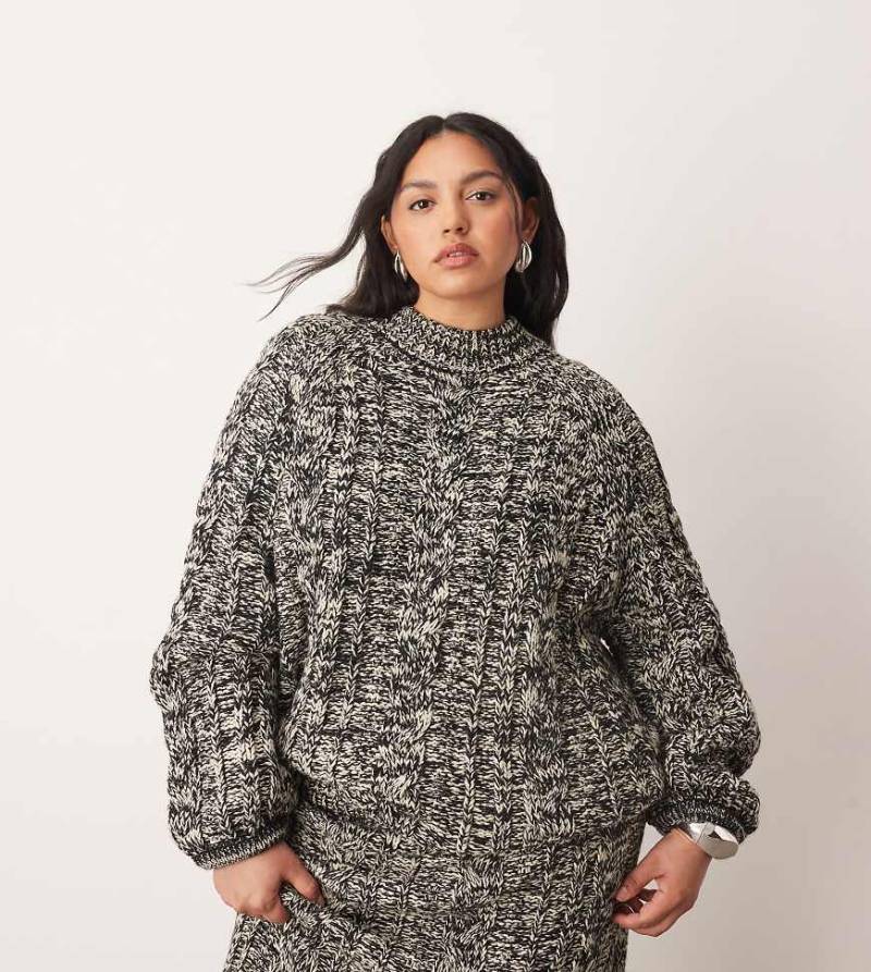 ARRANGE Curve - Hochgeschlossener Strickpullover in Schwarz-Weiß mit Zopfmuster und voluminösen Ärmeln, Kombiteil-Bunt von ARRANGE